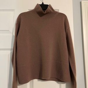 Everlane cropped cashmere sweater, XS, taupe